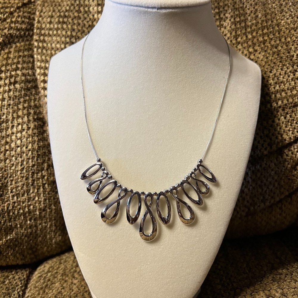 Lia Sophia Interlope necklace
